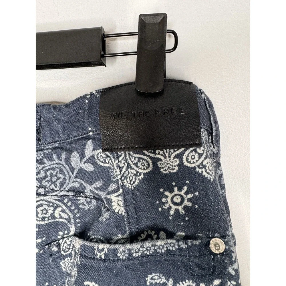 Free People Jeans Womens 28 Blue Paisley Bandana Good Luck Mid Rise Barrel Jeans